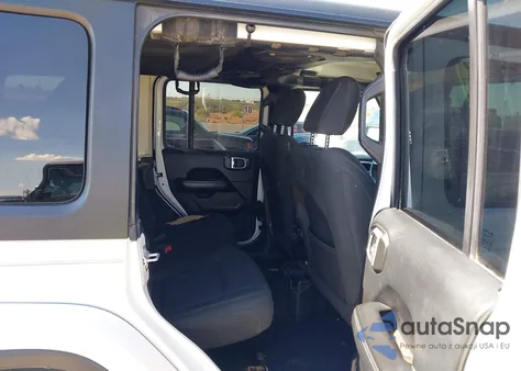 2019 Jeep Wrangler Unlimited Sahara 4X4 из США, поврежденный, VIN 1C4HJXEG9KW553082